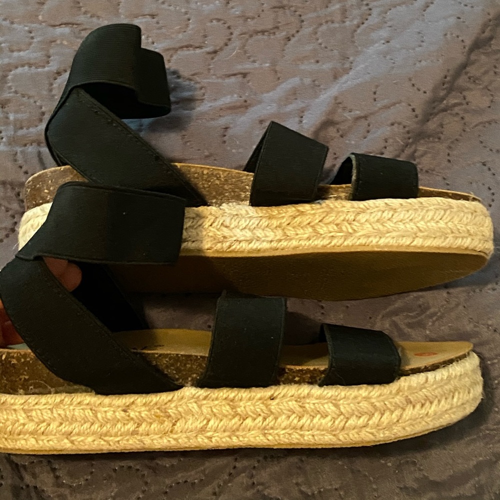 Black espadrille sandals brand new, size 6